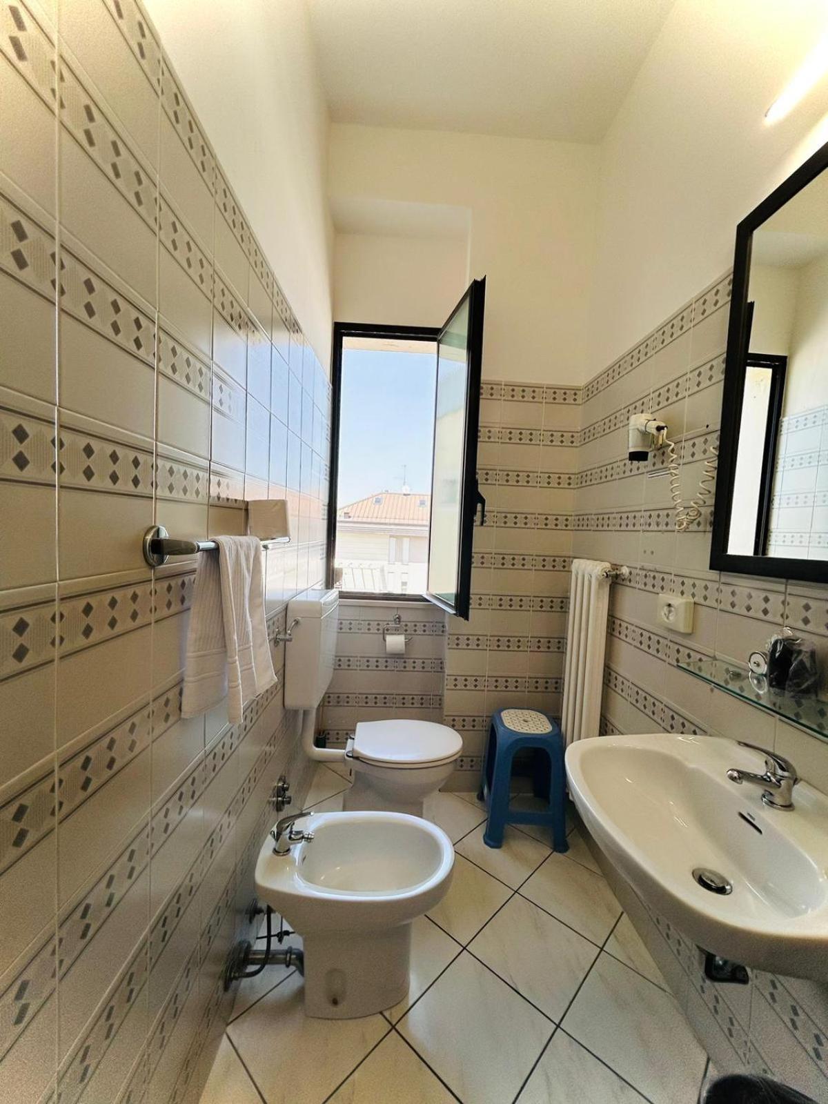 צ'זנה Hotel Romagna מראה חיצוני תמונה